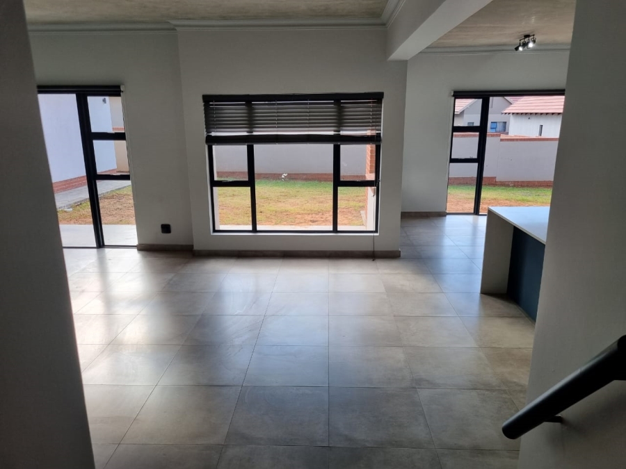 3 Bedroom Property for Sale in Wild Olive Estate Free State